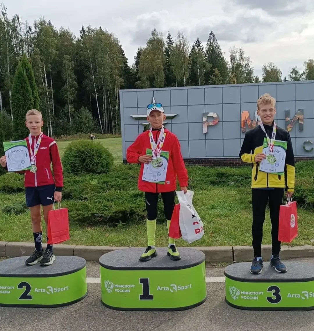 Артём Седов продолжает покорять спортивные трассы